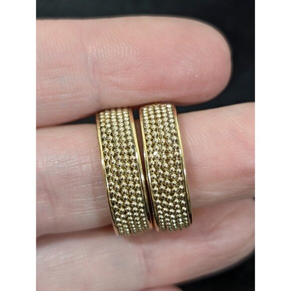 Liz Claiborne Gold Tone Ball Textured Hoop Earrings Retro Pierced Classic - Picture 7 of 7